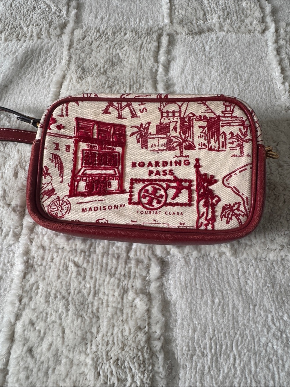 Tory Burch Embellished Travel Print Camera Bag – Red/Cream Crossbody - Picture 10 of 13